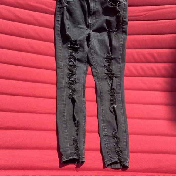 Rue 21 distressed black skinny jeans size:10 - Picture 5 of 5